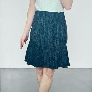 ● Vintage Elie Tahari Charcoal Fit & Flare Skirt ●
